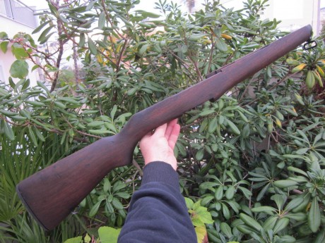 Vendo esta culata hecha por springfield para M1 Garand con todos sus herrajes... todavia conserva sus 21