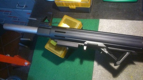Hola, estoy pensando en comprar un AR15 de 20'. En armería fiol tienen el sabre defence xr15 benchrest. 60