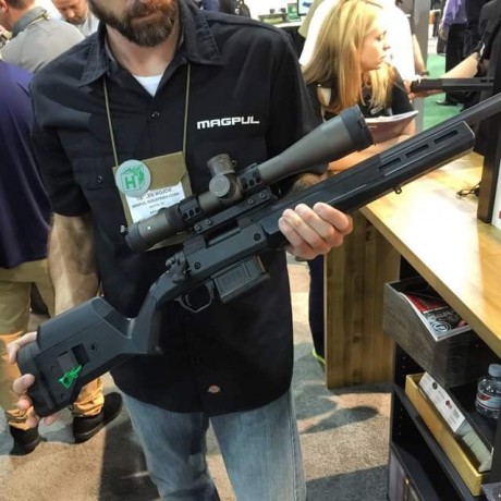 Pues lo dicho los de Magpul han sacado un chasis para los Remington 700. Saludos 100