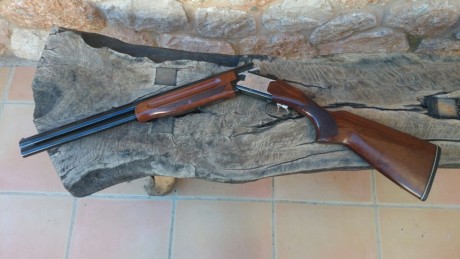 Laurona superpuesta para becadas. Cañon de 60 cms muy ligera con cañon inferior estriado y superior con 21
