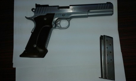 Saludos a todos, vendo una pistola STI modelo TROJAN en INOX. con cañon de 6", disparador de infinity, 00