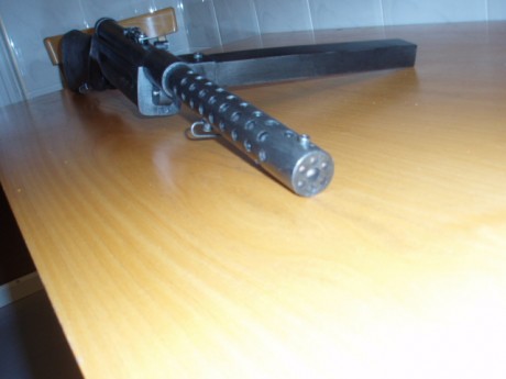 Hola

Antes la imposibilidad de conseguir una MP 28 inutilizada (imposible)ni  réplica de Airsoft (que 00