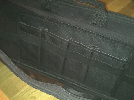 Vendo esta bolsa para un rifle-carabina de 90cm de longuitud y 30cm de alto, esta nueva sin descosidos 10