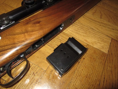 Vendo o cambio por semiautomático, Carl Gustav modelo 3000 en calibre 222 Remington, muy buen estado, 00