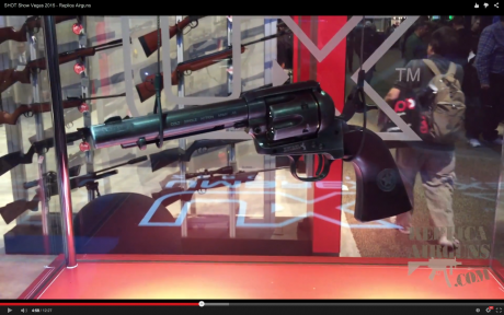 En la recién acabada feria del Shot show de Las Vegas, ha aparecido esta preciosidad de COLT en tres acabados. 02