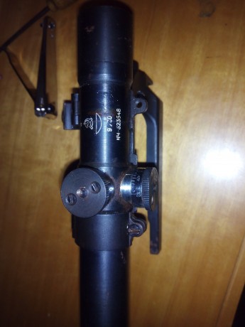 Vendo visor pu con montura para los railes de los tokarev svt40. Esta en perfectas condiciones. Muy dificil 40