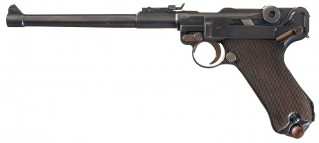 Hace unos días encontré por casualidad en una web extranjera un arma a la venta que hacía muchos años 100
