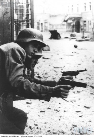 Hace unos días encontré por casualidad en una web extranjera un arma a la venta que hacía muchos años 110