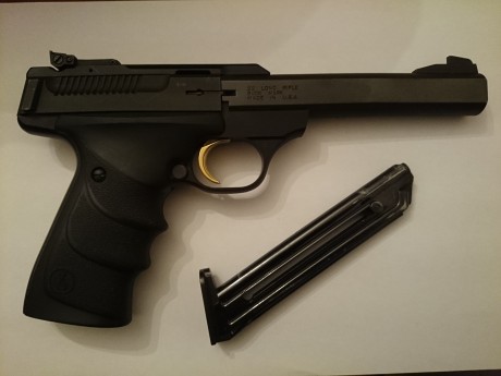 !!!  VENDIDA !!! BROWNING MODELO BUCK MARK , CALIBRE 22 LR  seminueva me la quito por haberme comprado 01