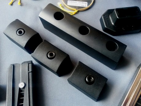 Hola compañeros:

Para hacer hueco y caja para nuevas adquisiciones, pongo a la venta mi estupenda Hammerli 01