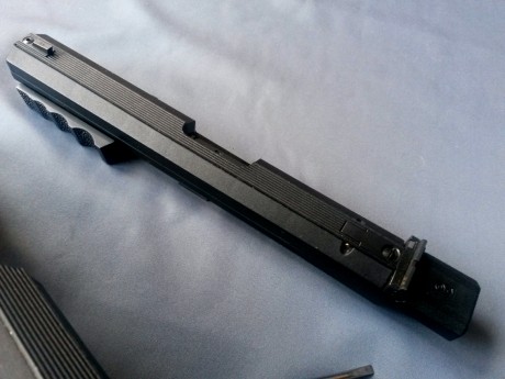 Hola compañeros:

Para hacer hueco y caja para nuevas adquisiciones, pongo a la venta mi estupenda Hammerli 20