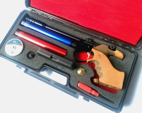 Pongo a la venta pistola aire Morini CM162MI, en estupendo estado. Tan solo tiene modificada la empuñadura 00