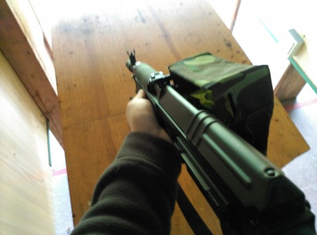 Hola a compañer@s, hace poco compré un caza vainas en izquierdo para ponerle a mi VZ58 del .222, y hoy 00