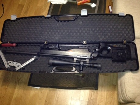 Precio del conjunto 1.750 Euros Trnsporte en peninsula incluido

Vendo esta maravilla de rifle. Es precioso 00
