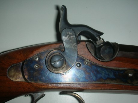 Se vende esta excelente arma para la modalidad de Kuchen en calibre 38.

El arma está en excelentes condiciones 02