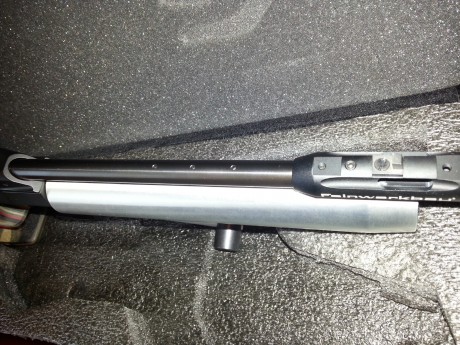Vendo pistola de aire comprimido Feinwerkbau P40. Está en Santiago de Compostela.

·	Seminueva. Excelente 10