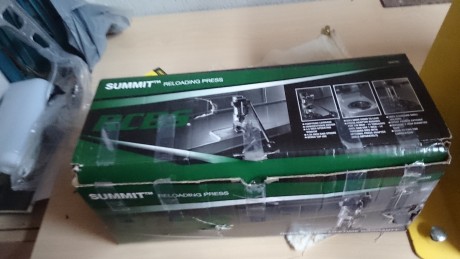Prensa Monoestación RCBS Summit, por no usar. Yo la compre nueva en Usa y no la he estrenado. Necesito 22