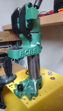 Prensa Monoestación RCBS Summit, por no usar. Yo la compre nueva en Usa y no la he estrenado. Necesito 30