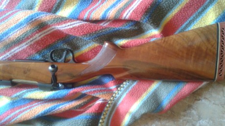 Se vende cz 601 calibre 243 en buen estado de maderas y pabon se inclullen monturas especificas cz que 10