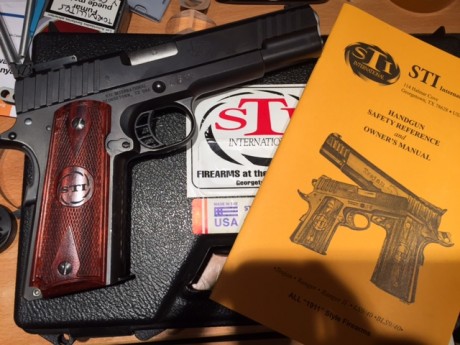Vendo por no usar STI Trojan (monohilera)  9 mm. par. en caja original. Impresionante precisión. La compré 01