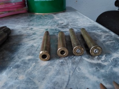 Lote de Varias balas TODAS inutilizadas de varios calibres
24 balas 7,62 de Santa Barbara ( Españolas) 10