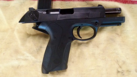 Buenas a todos,
    Un compañero del club me pide que le ponga a la venta esta pistola, tiene poco uso 10