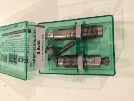 Buenas noches

Vendo dies cal 6,5x55. Incluyo galga para recortar vainas

Precio: 25 euros, incluyo gastos 00