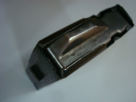 Vendo cargador para Sako Valmet hunter, calibre 3006, usado, por 90 euros
saludos 02