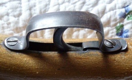 Tengo esta carabina Cometa que no se nada de ella, solo que era de mi padre y que él se la compro a un 00