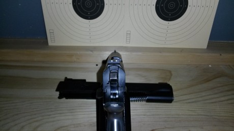 Buenas, vendo Llama max II en calibre 45 y 9mm, con dos cargadores por calibre, por no darla uso y ocupar 00