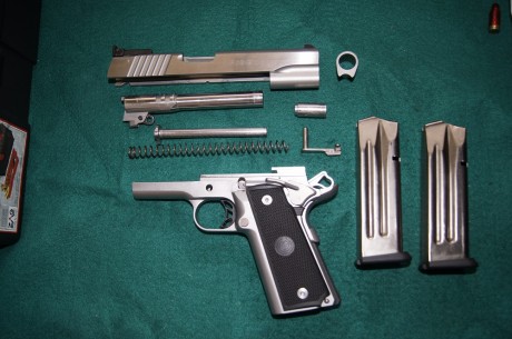 Pongo a la venta esta magnifica pistola 1911, estupenda de aspecto y perfecta de uso. Unico dueño. Ideal 02