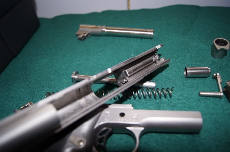 Pongo a la venta esta magnifica pistola 1911, estupenda de aspecto y perfecta de uso. Unico dueño. Ideal 11