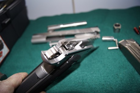 Pongo a la venta esta magnifica pistola 1911, estupenda de aspecto y perfecta de uso. Unico dueño. Ideal 21