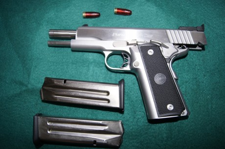 Pongo a la venta esta magnifica pistola 1911, estupenda de aspecto y perfecta de uso. Unico dueño. Ideal 42