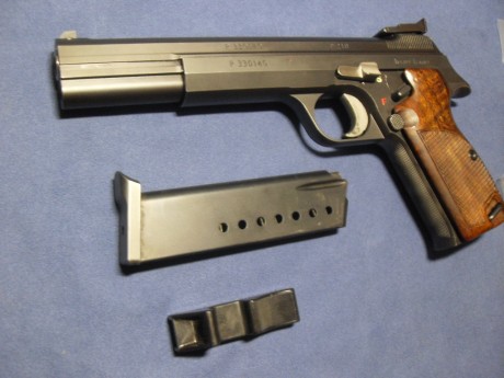  CERRAR VENDIDA  Sig P210 6" cal.9mm Heavy frame  , FABRICADA EN SUIZA.
 
Sin hacer el rodaje, esta 02