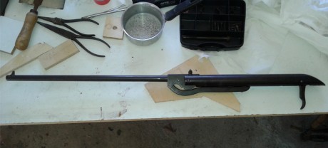 Buenos días.

Estoy con la labor de rehabilitar la carabina del 4,5 que tengo desde hace... buffff... 130