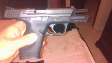 Vendo pistila MP9 de S&W casi nueva por 300 € puesta en la I.A.de la peninsula 00
