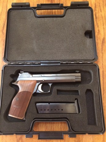 Vendo  SIG SAUER P210 5", en perfecto estado,  ni golpes, ni arañazos, ni nada por el estilo, incluso 01