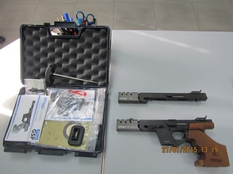 Vendo pistola marca WALTHER, CAL. 22LR CON CARRO DEL 32. COMO NUEVA. GUIADA CON LIC. F
PRECIO: 1.100E
TF. 01