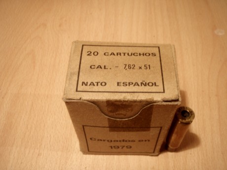 hola,vendo dos unidades de municion santa barbara del año 1979 del calibre 7,62 x 51 con 20 cartuchos 00