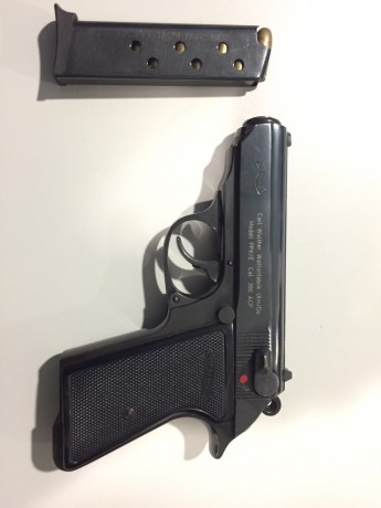 Que deciros de este arma que no sepáis, esta impecable, es de un compañero que la compro como un capricho, 02