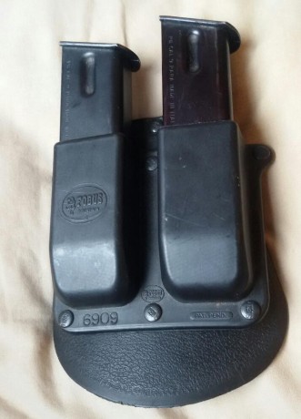 :tanque^:  :tanque^: Se venden varios accesorios para pistola beretta 92fs:
- 4 cargadores = 30 euros 01