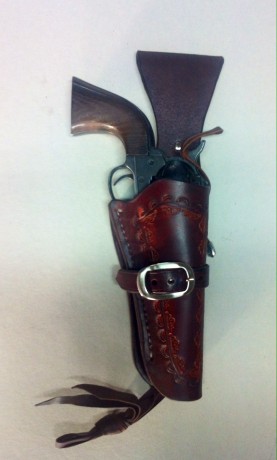 Vendo estas fundas de cowboy en piel de vaca de 5 mm
50 €
55 €
70 € 01