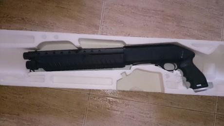 Hola, vendo escopeta fabarm ultrashort de corredera nueva sin estrenar aun. La escopeta mide 61cm en total 00
