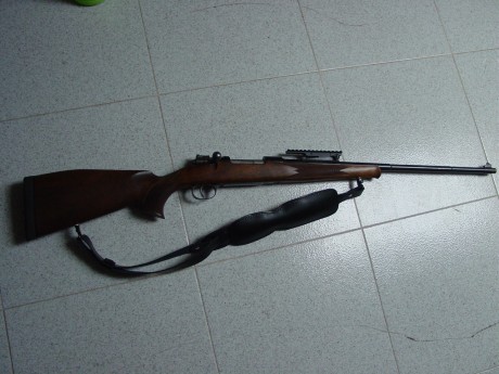 Vendo mi rifle máuser, modelo Coruña, año de fabricación 1948, en perfecto estado de uso y funcionamiento. 02