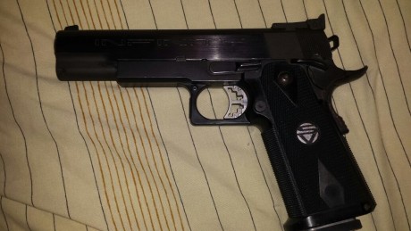 SE VENDE PISTOLA INFINITY CALIBRE 40 DE 5 PULGADAS
EN PERFECTAS CONDICIONES , CON 2 CARGADORES, 
JUAN 02