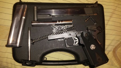 SE VENDE PISTOLA INFINITY CALIBRE 40 DE 5 PULGADAS
EN PERFECTAS CONDICIONES , CON 2 CARGADORES, 
JUAN 00