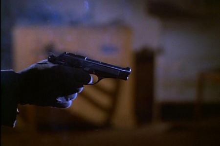 Compañeros,

En vista de las ganas de algunos (Elcafe, Wilcow, Vrakk, etc) por adivinar armas de películas 110