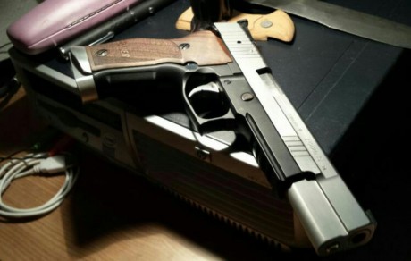   +++++++VENDIDA+++++Vendo SIG Sauer P226 X-Six Lightweight (ligera )  9PB en Madrid Sur.
-2 cargadores 70