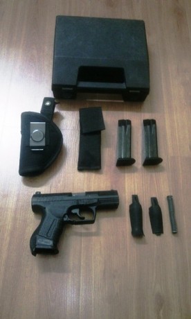 un amigo pone en venta su WALTHER P99, en muy buen estado, tal y como aparece en las fotos, está guiada 02
